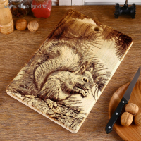 Доска из массива кедра &laquo;Белка с орешками&raquo;, большая, прямоугольная, 23 &times; 35 см