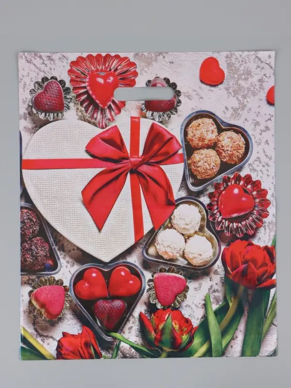 Пакет "Сладкое сердце", полиэтиленовый с вырубной ручкой, 38 х 45 + 3 см, 50 мкм