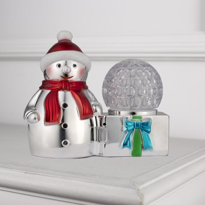 Световой прибор &laquo;Снеговик с шаром&raquo; 10 см, свечение RGB, 220 В