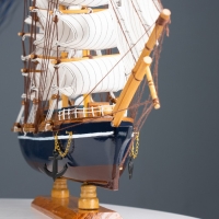 Корабль сувенирный большой &laquo;Трёхмачтовый&raquo;, борта светлое дерево, паруса белые, 59 х 10 х 49 см