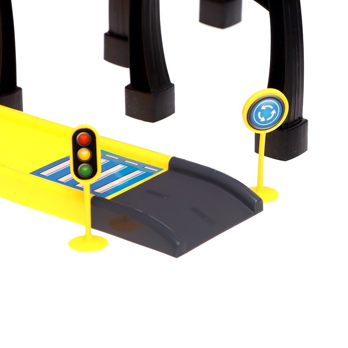 Гараж &laquo;Мегапаркинг&raquo;, 3 металлические машины, аксессуары