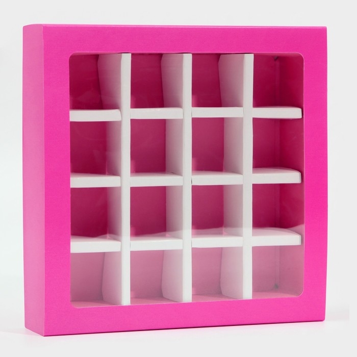 Коробка для конфет, кондитерская упаковка, 16 ячеек, &laquo;Фуксия&raquo; 17.7 х 17.7 х 3.8 см