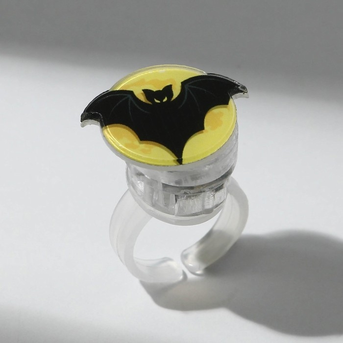 Кольцо детское с огоньком на Хэллоуин, МИКС, безразмерное. Кольцо детское с огоньком на Хэллоуин, МИКС, безразмерное.