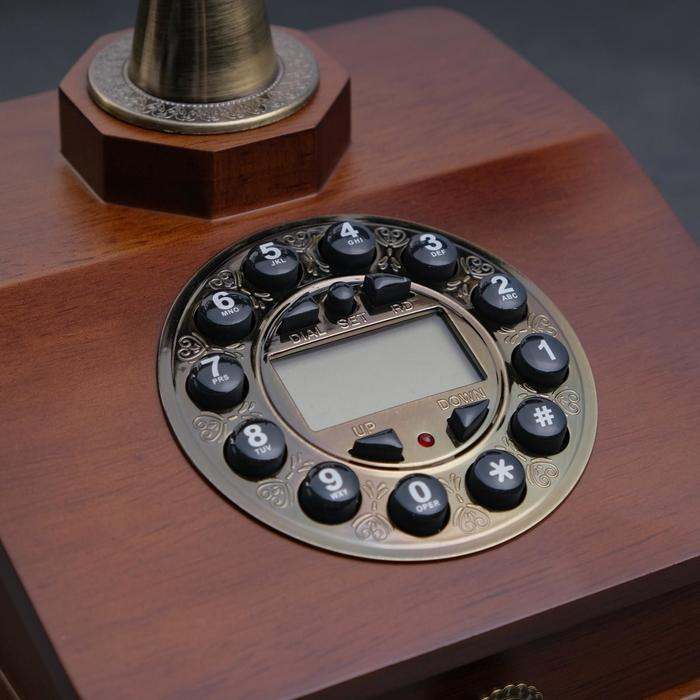 Ретро-телефон Ретро-телефон "Строгий", 17 х 17 х 26 см, дерево