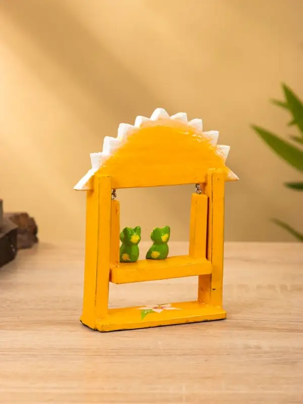 Сувенир "Лягушата на качелях" дерево 10х3,5х15 см, цв.  оранжевый