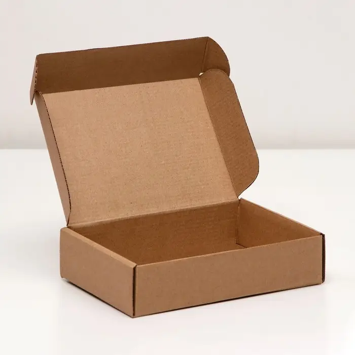 Коробка самосборная, бурая, 21&times;15&times;5 см