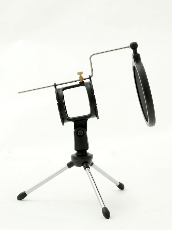 Микрофонная стойка напольная с держателем для телефона