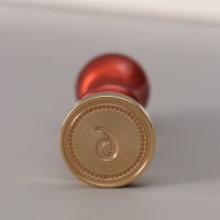 Печать для сургуча с пластиковой ручкой "Классика цифра 6" 2,5х2,5х6,3 см