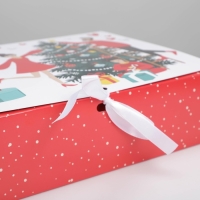 Коробка подарочная новогодняя складная двухсторонняя &laquo;Новогодние истории&raquo;, 31 х 24.5 х 8 см, Новый год