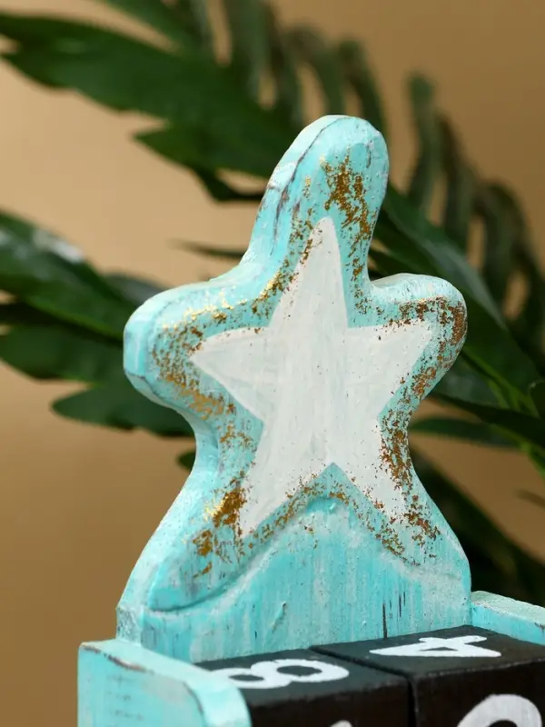 Календарь настольный "Морская звезда" дерево 11х5х16 см, цв. золотисто-бирюзовый