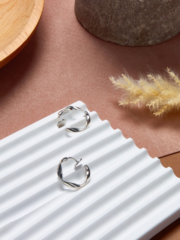 Клипсы &laquo;Тренд&raquo; кольцо жгутик, цвет серебро