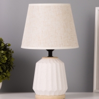 Лампа настольная "Грани" 1х40Вт Е27 белый 20х20х31см МОДЕЛЬ: Лампа настольная "Грани" 1х40Вт Е27 белый 20х20х31см МОДЕЛЬ: