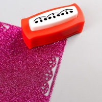 Дырокол фигурный для края "Волна" длина рисунка 4,5 см 6,5х4х2,5 см МИКС Дырокол фигурный для края "Волна" длина рисунка 4,5 см 6,5х4х2,5 см МИКС