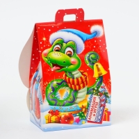 Новый год. Подарочная коробка Новогодняя Домик "Сладкая парочка" с анимацией 12 х 8,5 х 17,5 см.