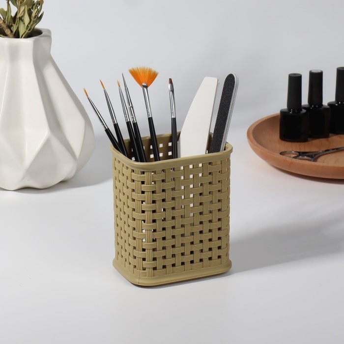 Органайзер - подставка для хранения маникюрных/косметических принадлежностей, 10 × 7 × 11 см, цвет МИКС Органайзер - подставка для хранения маникюрных/косметических принадлежностей, 10 × 7 × 11 см, цвет МИКС