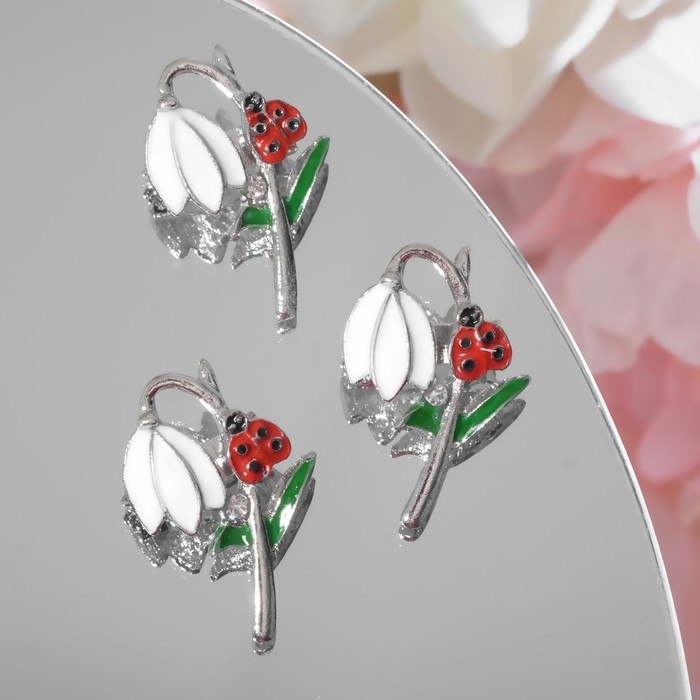 Брошь &laquo;Цветок подснежник&raquo; с божьей коровкой, цветная в серебре (неделимая фас.12шт, цена за шт)
