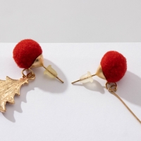 Новый год! Серьги &laquo;Новогодние пушистые&raquo; елка и снежинка, цветные