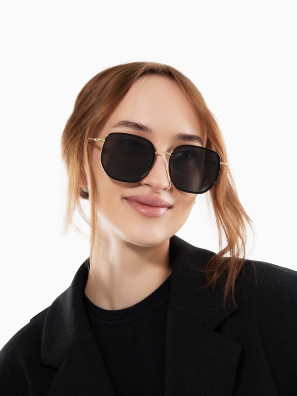 Очки солнцезащитные uv 400, дужка 14 см, ширина 13 см, линза 5.1&times;5.7 см