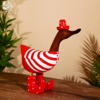 Сувенир "Уточка в красном" дерево 25х7х25 см