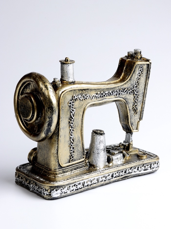 Часы настольные интерьерные, &laquo;Швейная машинка&raquo;, на батарейках, 23.5&times;10.5&times;20 см, d-5.5 см