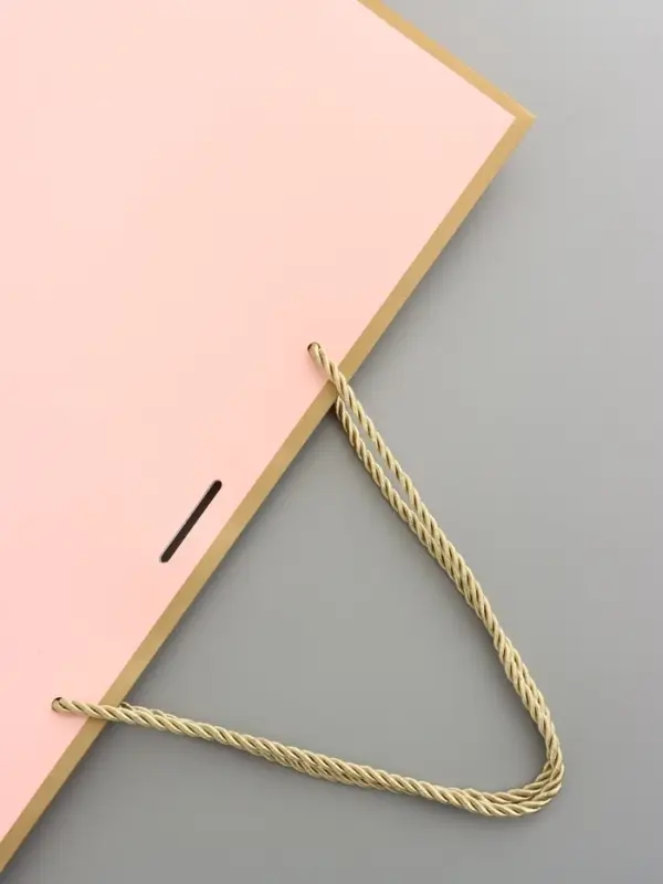 Пакет подарочный, розовый , с бантом, 32 х 25 х 11 см