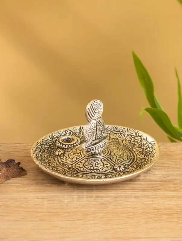 Подставка под благовония "Будда в позе лотоса" алюминий 11х11х7 см