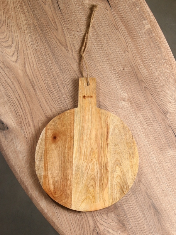 Доска разделочная круглая "Пряник" дерево манго 36х28 см