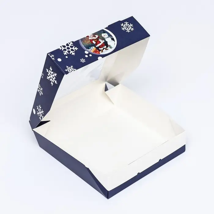 Коробка подарочная новогодняя складная с окном &laquo;Метель&raquo;, 15&times;15&times;4 см