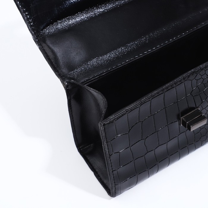 Сумка-мессенджер на застёжке, цвет чёрный Сумка-мессенджер на застёжке, цвет чёрный