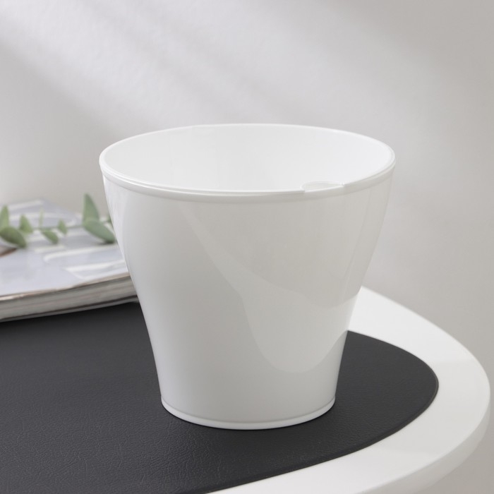 Кашпо для цветов со вставкой &laquo;Афина&raquo;, 1 л, цвет белый