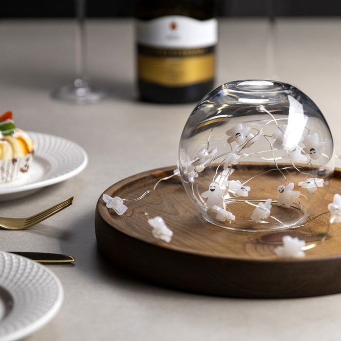 Гирлянда &laquo;Нить&raquo; 2 м роса с насадками &laquo;Призрак&raquo;, IP20, серебристая нить, 20 LED, свечение тёплое белое, 2 режима, ААх2