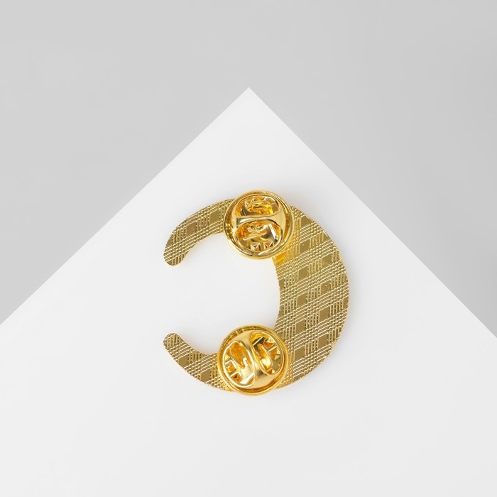 Значок-оберег &laquo;Лунный кот&raquo;, цвет чёрный в золоте