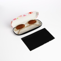 Футляр для очков на хлопушке, длина 16 см, цвет белый/розовый Футляр для очков на хлопушке, длина 16 см, цвет белый/розовый