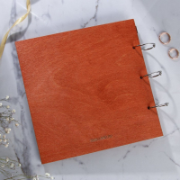 Книга пожеланий на свадьбу в деревянной обложке &laquo;Дерево&raquo;.