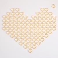Сердечки пластиковые декоративные, набор 100 шт., размер 1 шт. &mdash; 2 &times; 2 см, цвет золотой