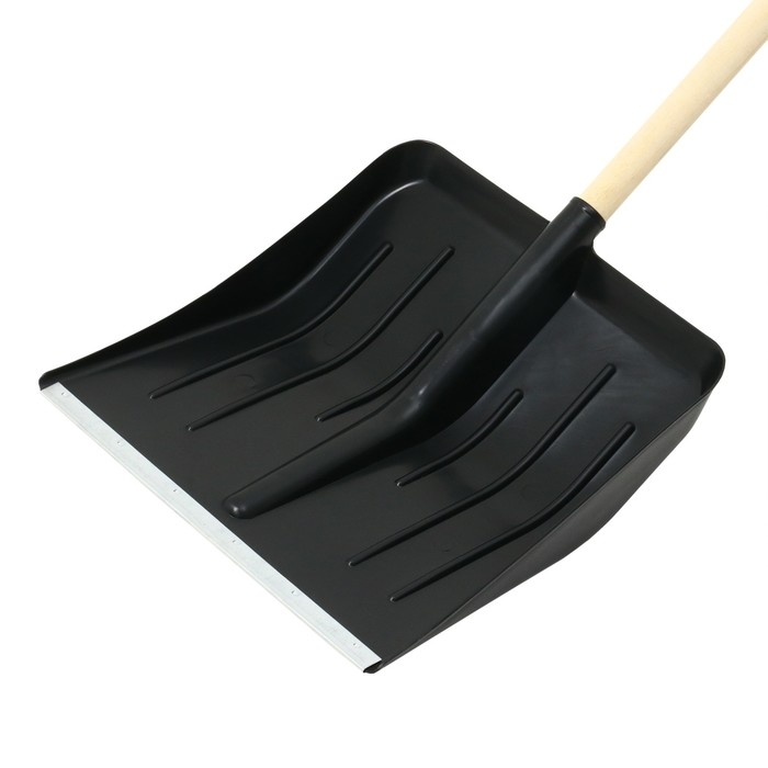 Лопата для уборки снега, пластиковый ковш 410 × 440 мм, оцинкованная планка, деревянный черенок, «Метель» Лопата для уборки снега, пластиковый ковш 410 × 440 мм, оцинкованная планка, деревянный черенок, «Метель»