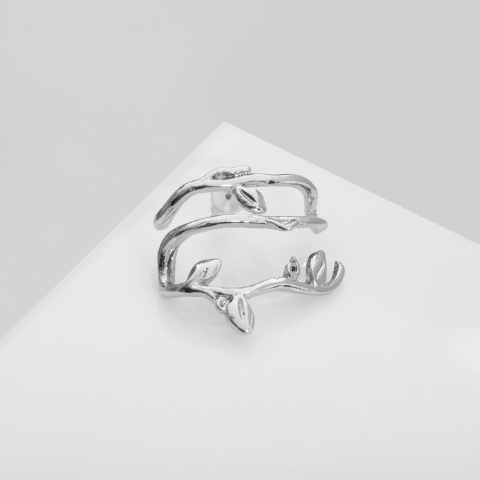 Серьга &laquo;Кафф&raquo; ветка с листьями, цвет серебро