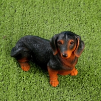 Садовая фигура "Собака такса" черная, 20х20х12см