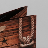 Пакет подарочный крафтовый вертикальный, упаковка, &laquo;Подарок настоящему мужчине&raquo;, 23 х 27 х 8 см