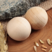 Сувенир "Шар здоровья", осина, 3 см Сувенир "Шар здоровья", осина, 3 см