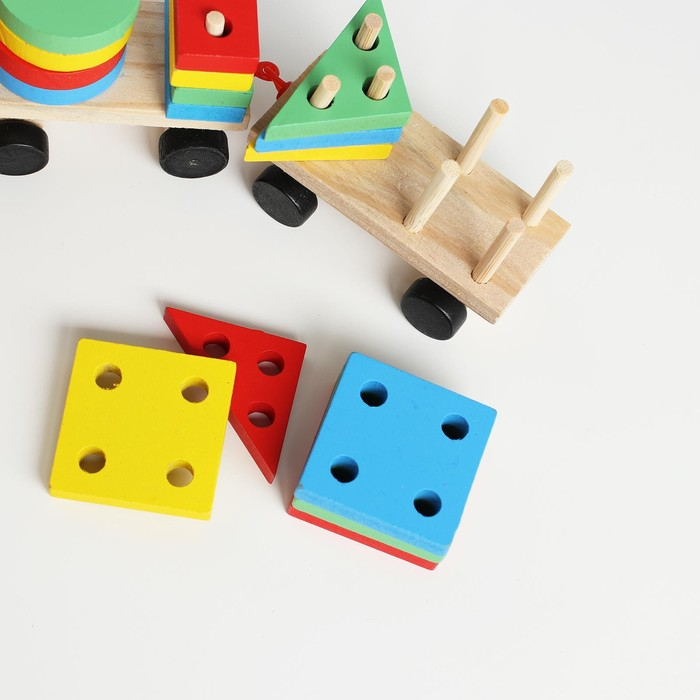 Конструктор Конструктор "Паровоз" 4 фигуры