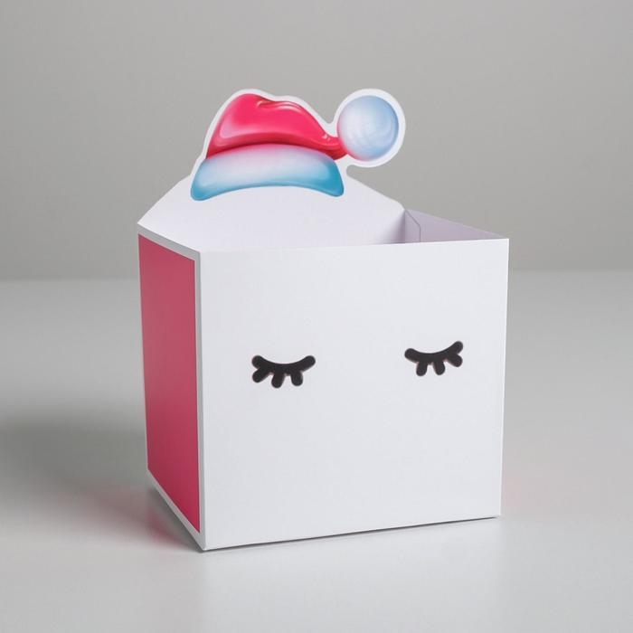 Коробка новогодняя для мини-букетов «С Новым годом», глазки, 12 х 16,5 х 10 см , Новый год Коробка новогодняя для мини-букетов «С Новым годом», глазки, 12 х 16,5 х 10 см , Новый год