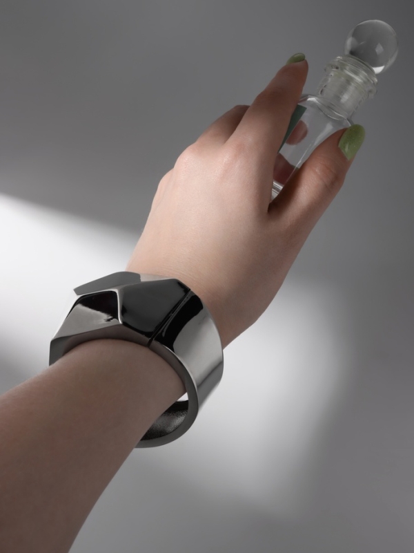 Браслет металл &laquo;Манжета&raquo; углы, цвет серебро