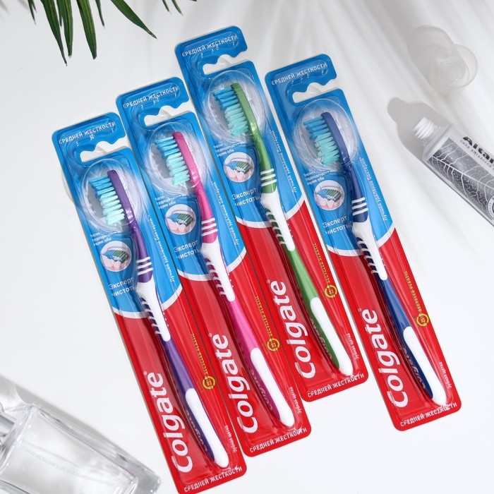 Зубная щётка Colgate &laquo;Эксперт чистоты&raquo;, средней жёсткости