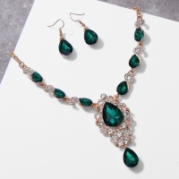 Набор 2 предмета: серьги, колье &laquo;Вернисаж&raquo; сердце и цветы, цвет бело-зелёный в золоте, 42см