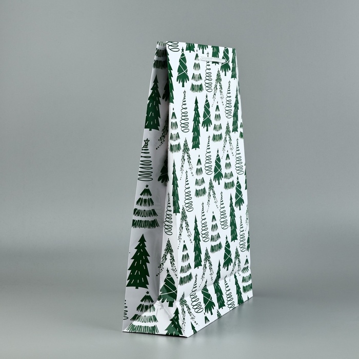 Пакет подарочный новогодний ламинированный &laquo;Ёлочки&raquo;, L 28 х 38 х 9 см