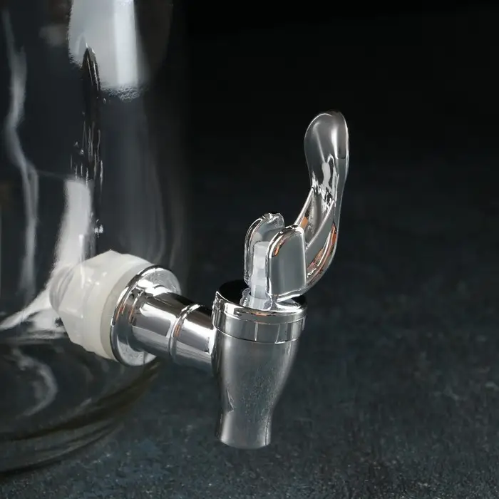 Кувшин стеклянный &laquo;Вся сила в пиве&raquo;, 3 л, с нажимным краном, с ручкой держателем, в коробке