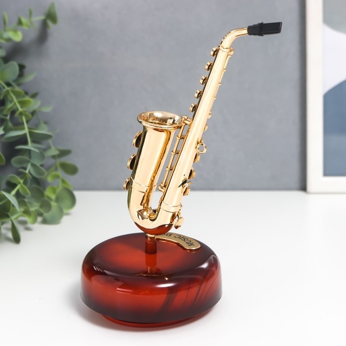 Сувенир музыкальный механический "Саксофон" 9,5х9,5х20 см