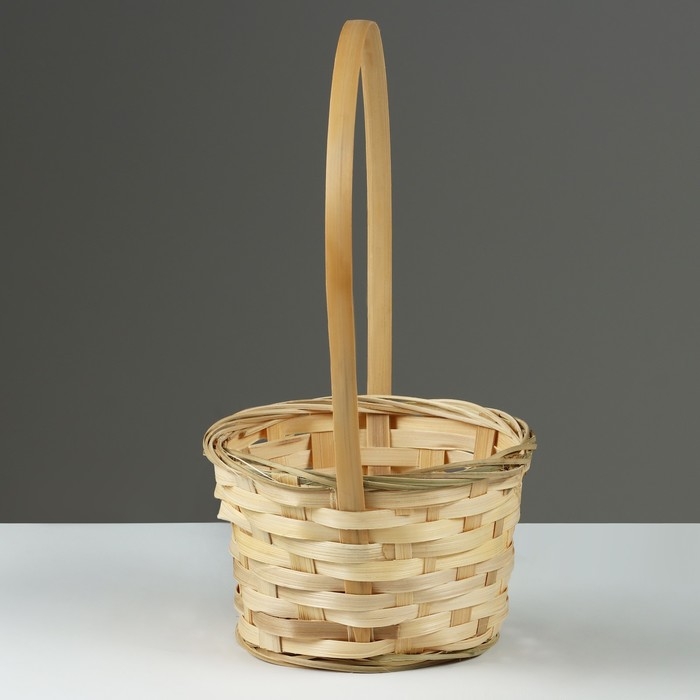 Корзина плетеная, D17 х 9 х 30 см, бамбук Корзина плетеная, D17 х 9 х 30 см, бамбук