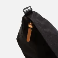 Косметичка дорожная XS01, черная